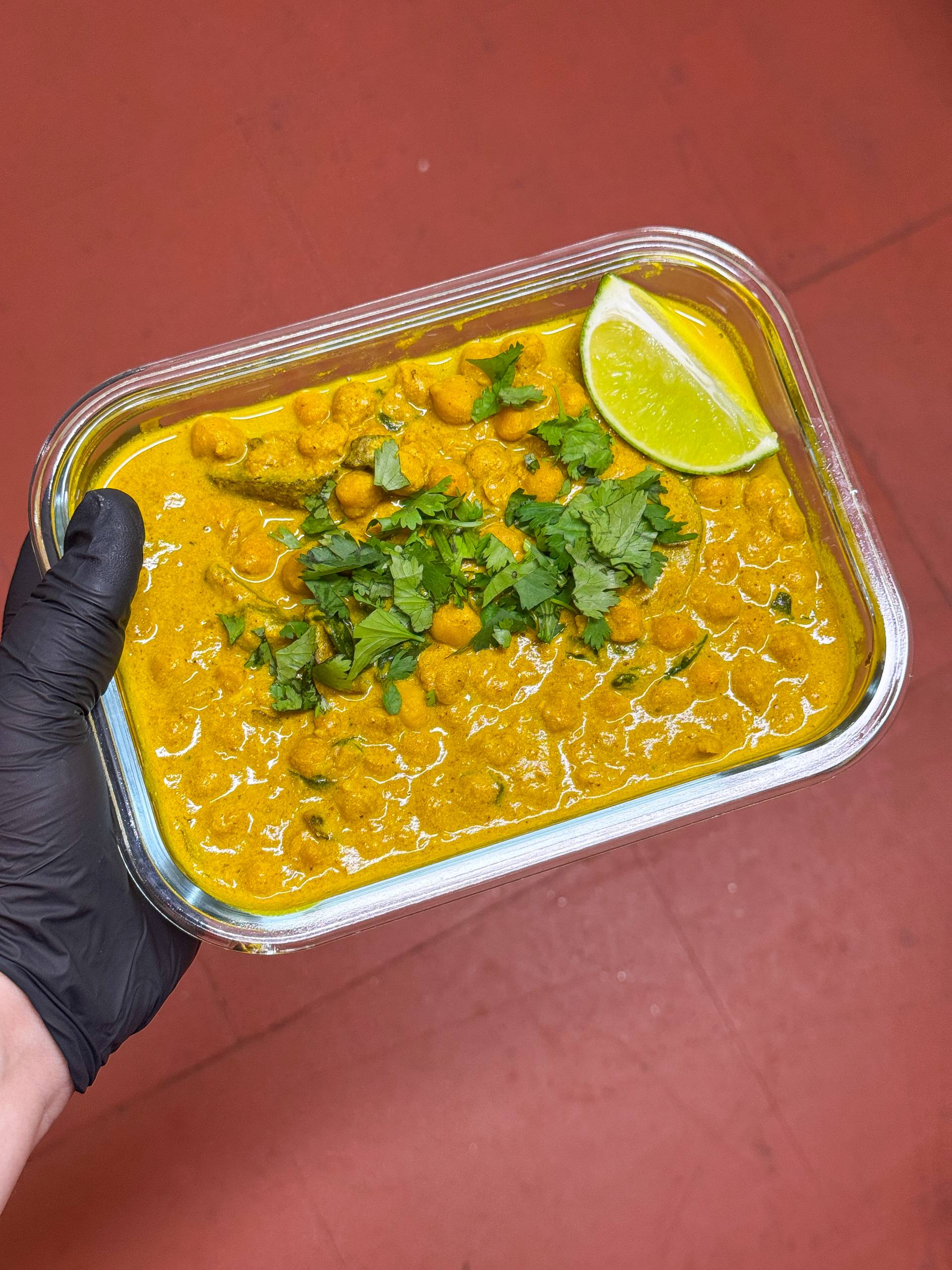 Coconut Curry Chickpeas, Spinach, and Mushrooms