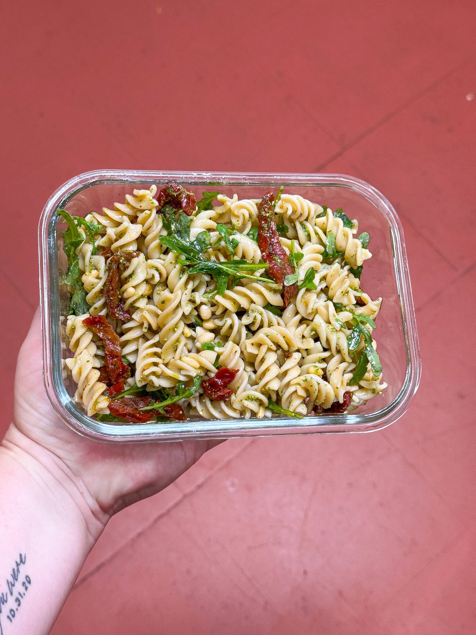 Sundried Tomato Pesto Pasta Salad